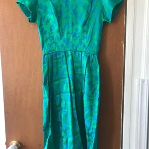 American Vintage Green A-line Flutter Sleeve Dress
